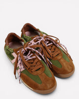 Back 70 Sneaker
