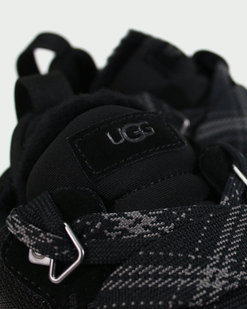 UGG Schnürschuhe