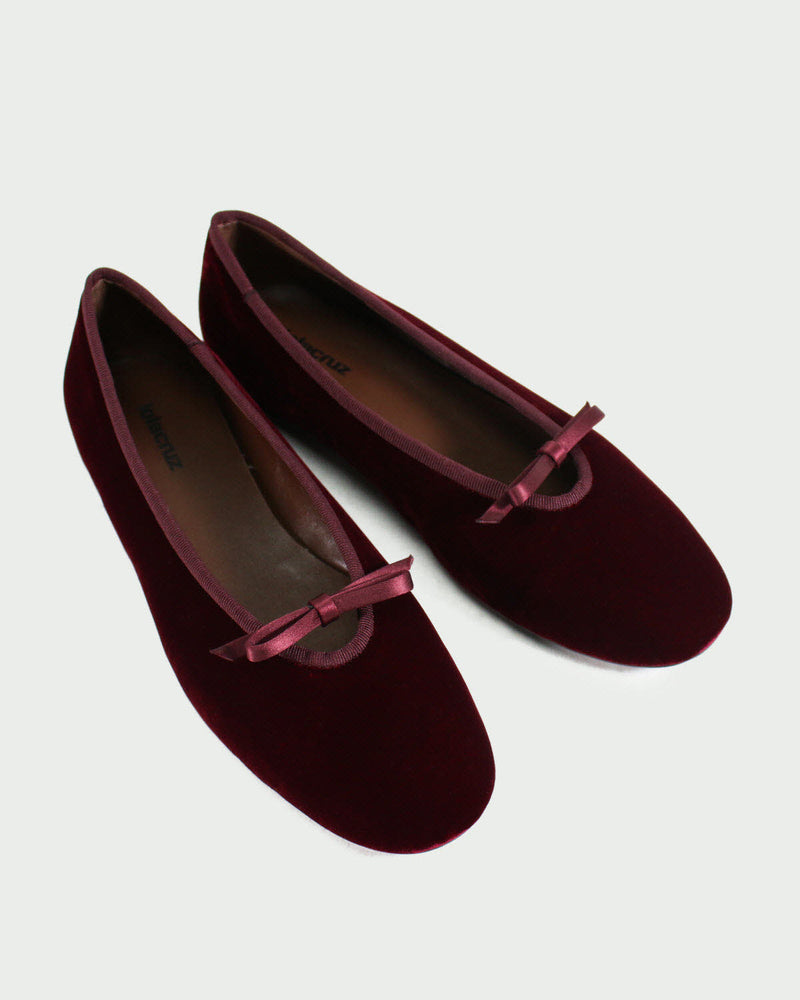 Lola Cruz Ballerinas