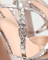 Lola Cruz Pumps