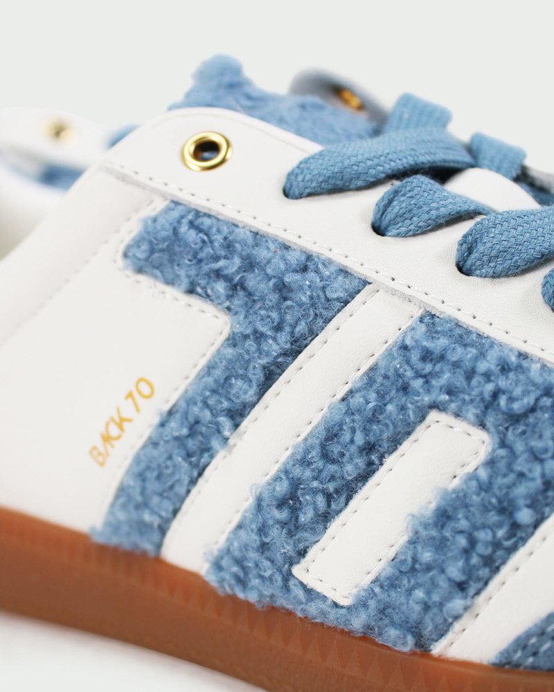 Back 70 Sneaker