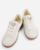 Back 70 Sneaker