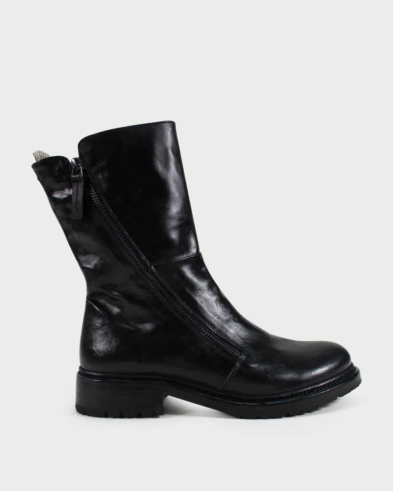 Cordwainer Stiefel Absatz