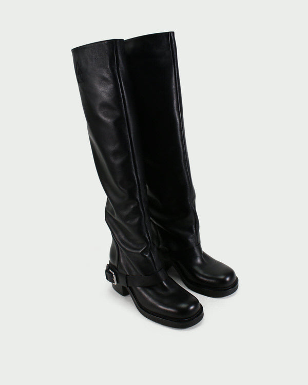 Elena Iachi Stiefel Absatz