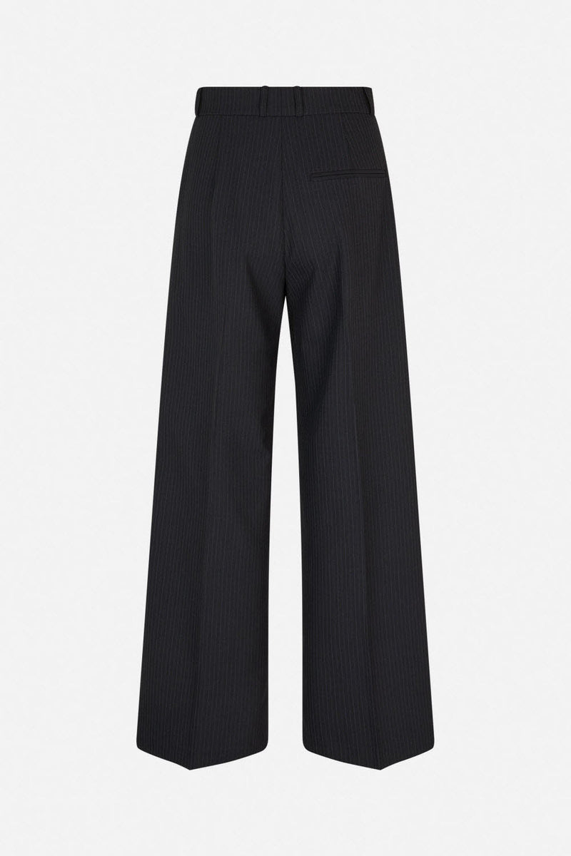 Baum und Pferdgarten Hosen / Shorts